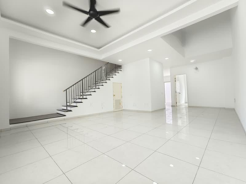 (CHEAPEST BRAND NEW 22x70 FULL LOAN) EBONYLANE @ ECO FOREST, SEMENYIH - 2