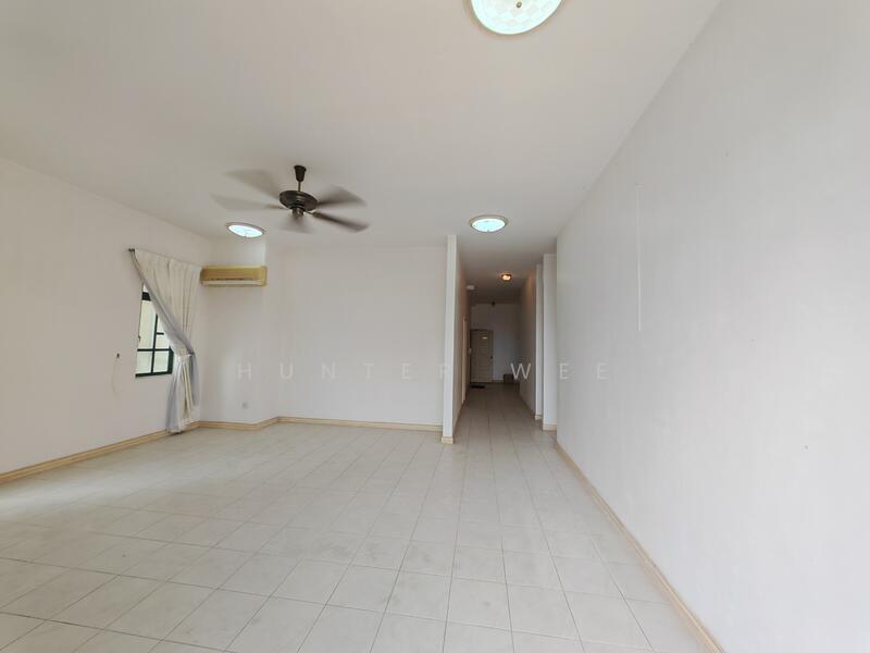 Riverine Emerald - 2