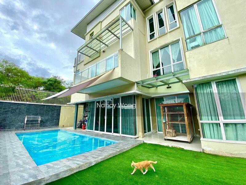 Bungalow at Seri Kembangan - 2