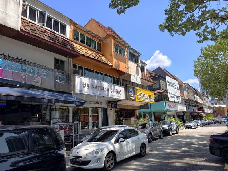 Taman Tun Dr Ismail - 4