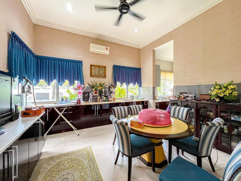 Laman Seri, Seksyen 13, Shah Alam - 5