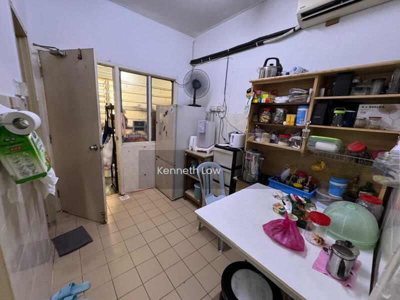 PU5, Taman Puchong Utama, Puchong, 2 Storey House, 18x60 - 2