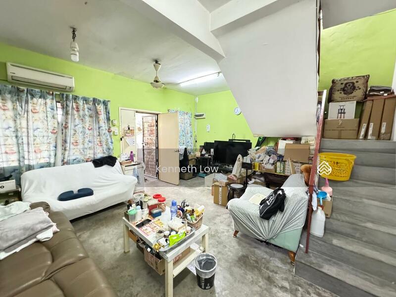 PU5, Taman Puchong Utama, Puchong, 2 Storey House, 18x60 - 1