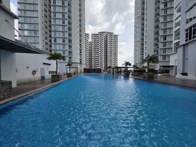 M Condominium @ Larkin - 2