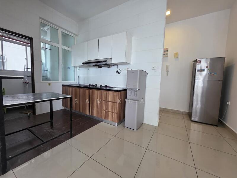 M Condominium @ Larkin - 4