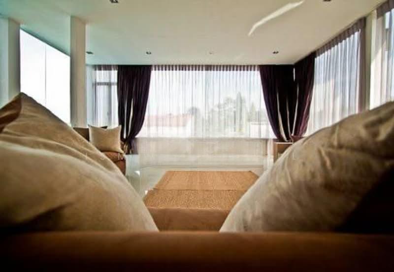 Taman Hillview - 5