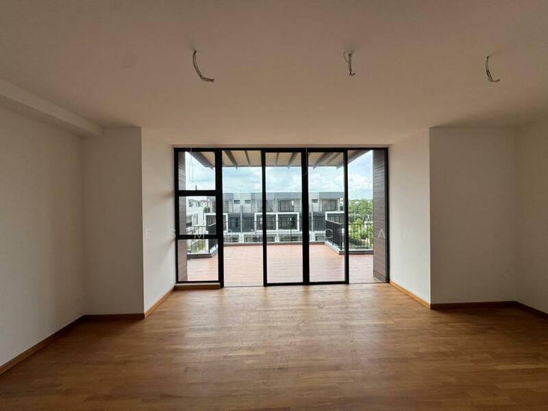 Senibong Cove - The WaterEdge Residences - 2