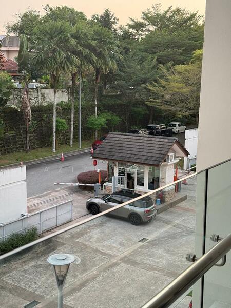 Challis Damansara - 4