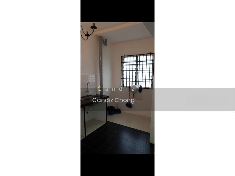 Palm & Nipah Court (Pangsapuri Nipah) - 2