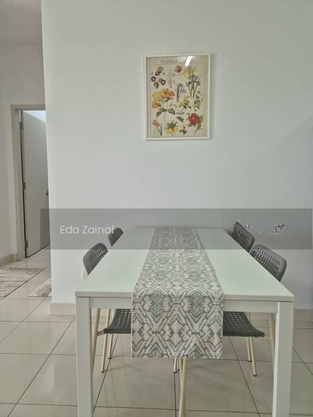 Alanis Residence - 2