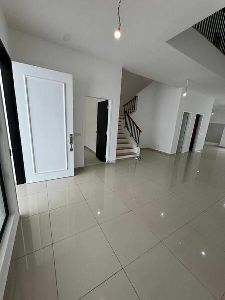 Eco Botanic The Commune (Harris) - 1