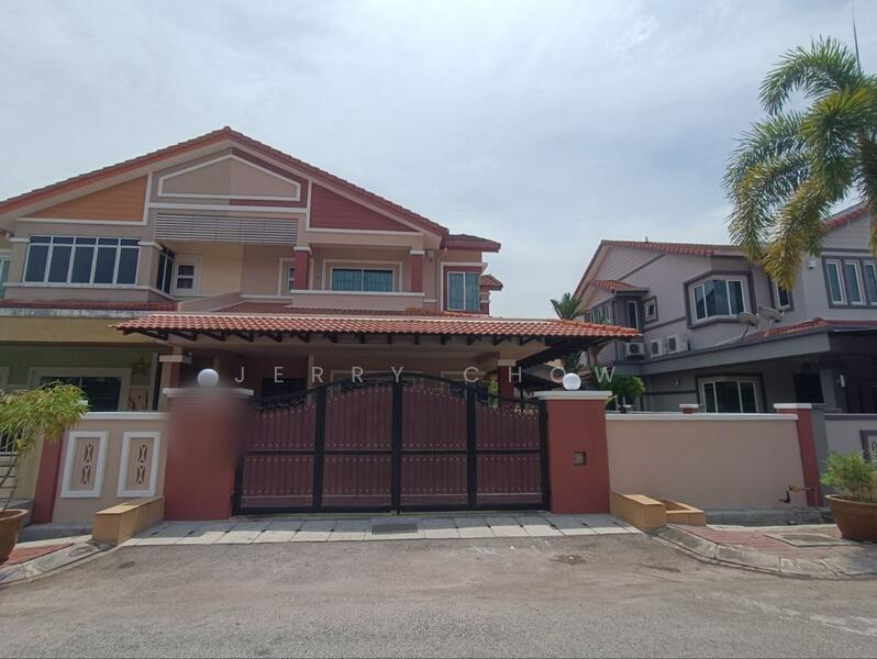 Bandar Seri Botani - 1