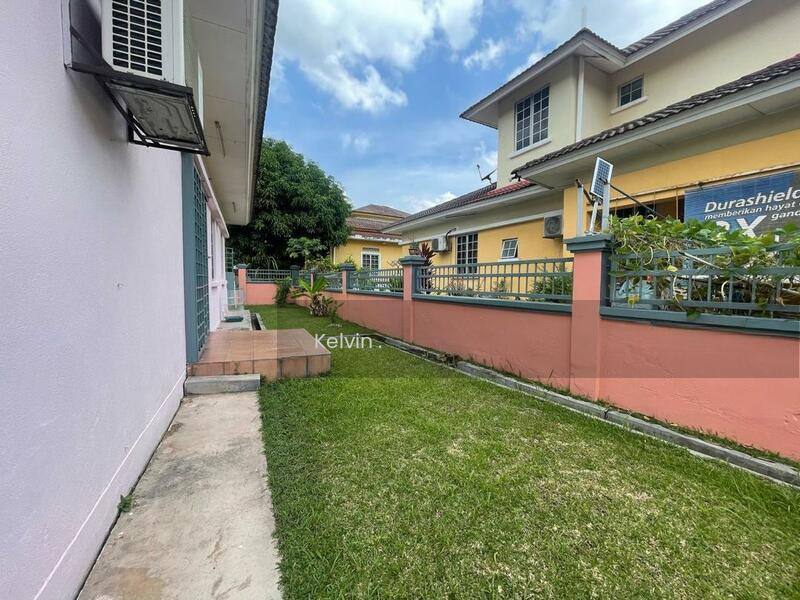 Bungalow 1.5 Sty Sapphire Kota Emerald Bandar Country Homes Rawang - 1