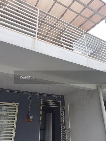 DOUBLE STOREY INTERMEDIATE UNIT LOCATED AT ARDEA SAUJANA RAWANG, RAWANG, SELANGOR. - 4