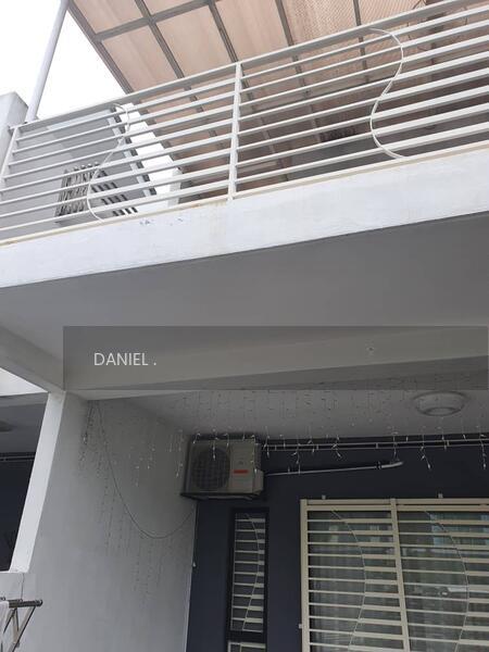 DOUBLE STOREY INTERMEDIATE UNIT LOCATED AT ARDEA SAUJANA RAWANG, RAWANG, SELANGOR. - 5