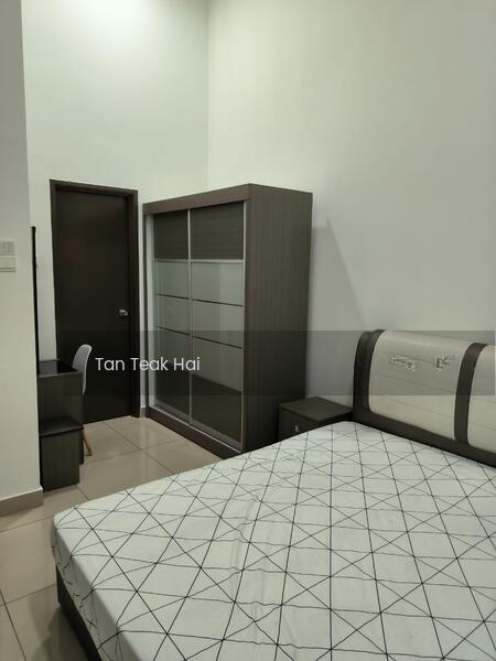 D'Rich Executive Suites - 2