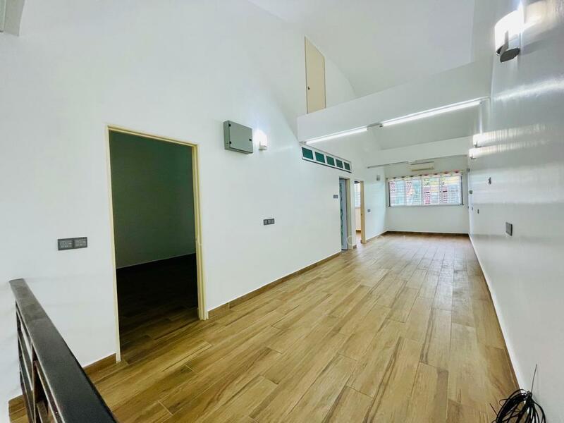 SS 3, Taman Universiti - 5