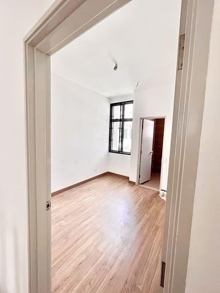 Mawar Indah @ Kota Seriemas - 4