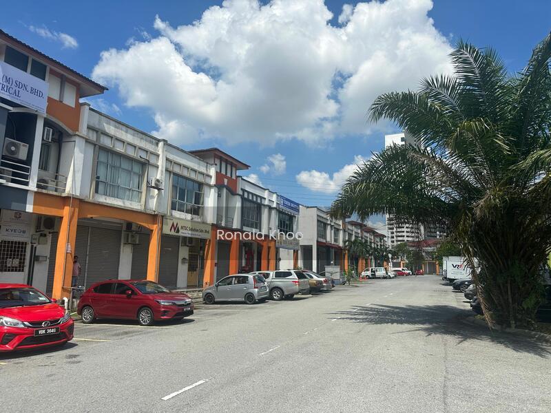 Shop-office at USJ - 5