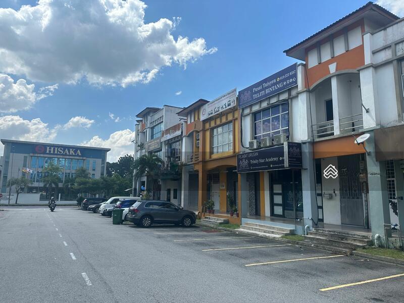 Shop-office at USJ - 1