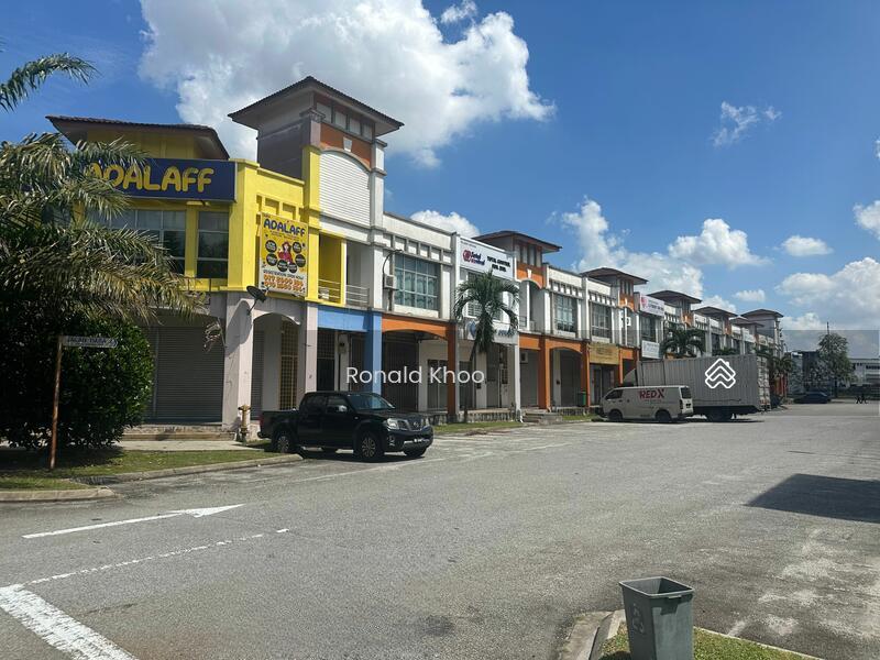 Shop-office at USJ - 4