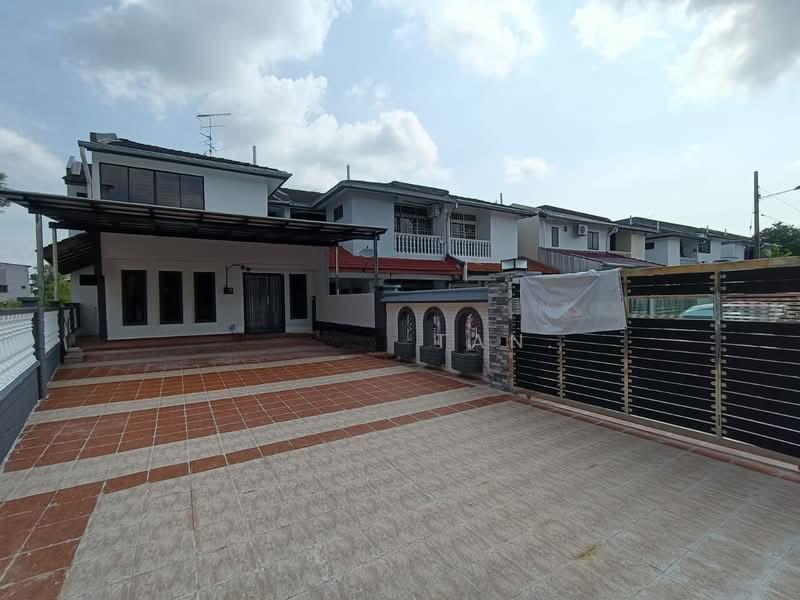 Taman Johor Jaya - 5