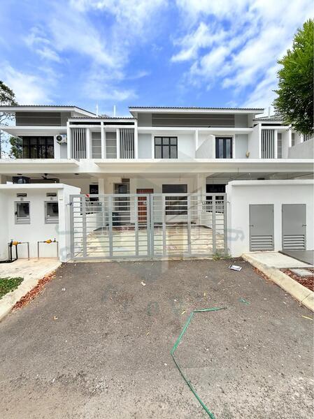 Bandar Baru Permas Jaya - 1