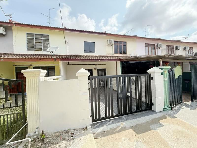 Double storey low cost for sale at puteri wangsa - 1
