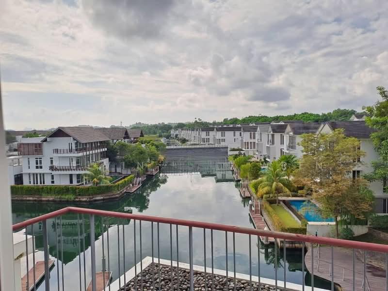 Emerald Bay @ Puteri Harbour - 1