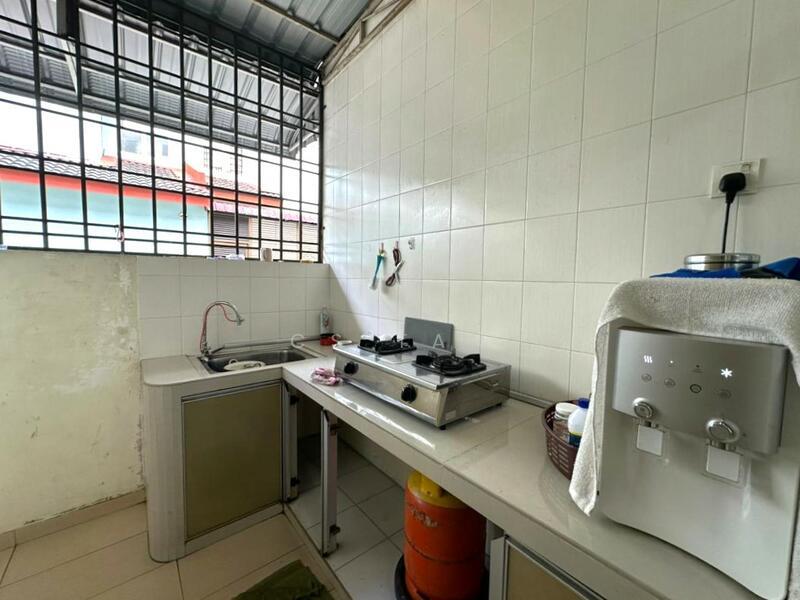 Taman Sri Pulai Perdana 2 - 4