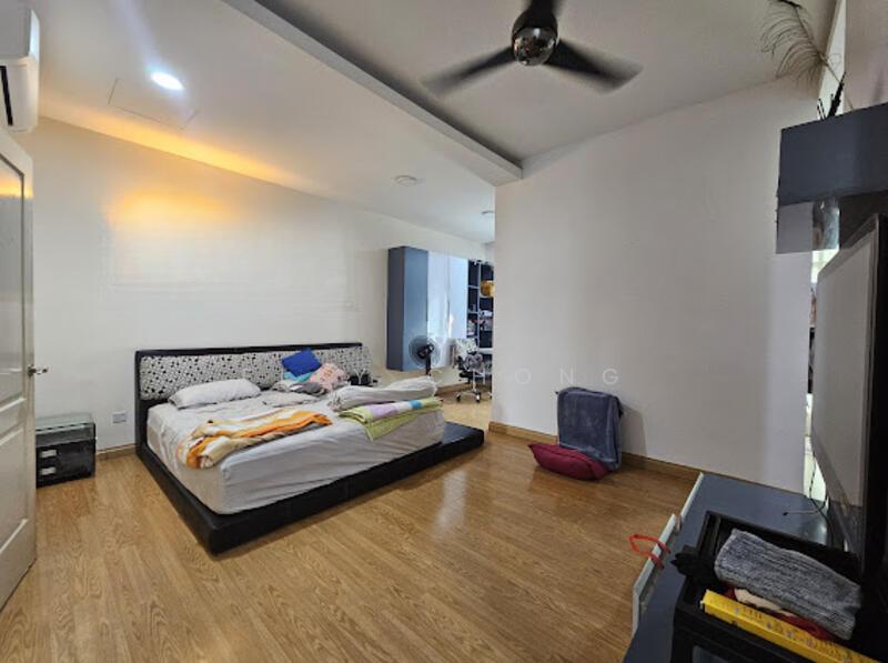 The Peak, Taman Bukit Prima - 1