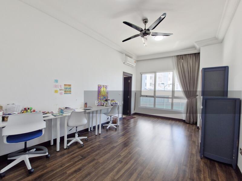 The Cove Condominium - 5