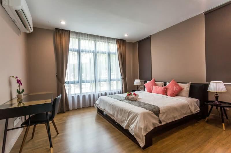 Petalz Residences - 4
