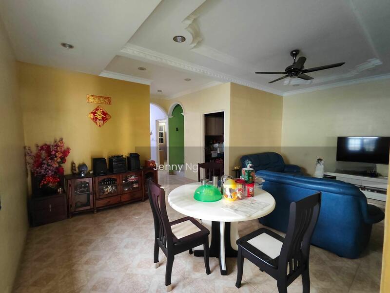 2 Sty Corner House at Tmn Silibin Ipoh - 3