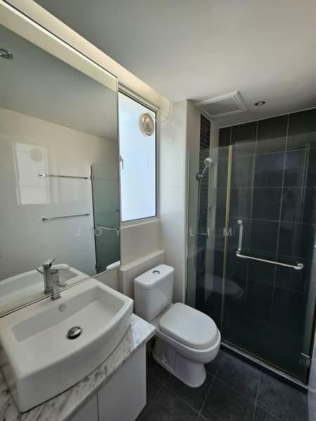 Regency Heights Condo - 5