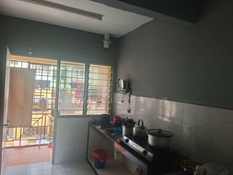 Lily & Jasmine Apartment - 5