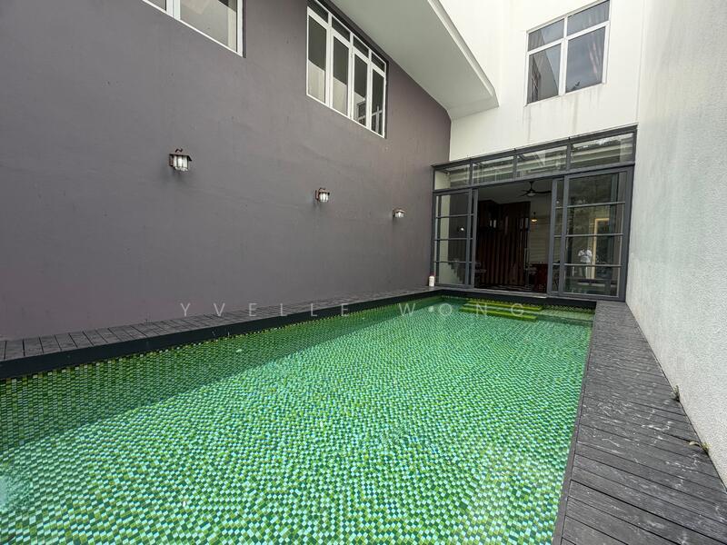 Country Heights Damansara - 4