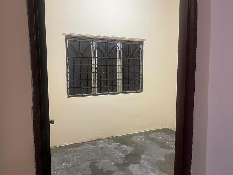 Taman Desa Melor Serendah - 3