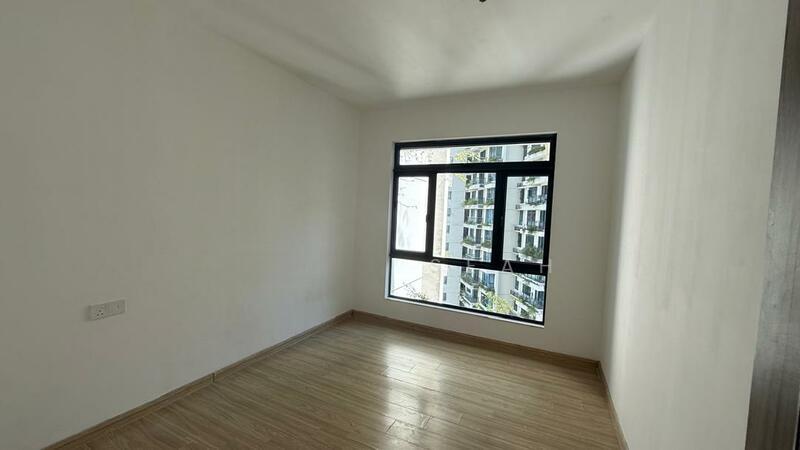 Regalia Park @ Forest City - 5