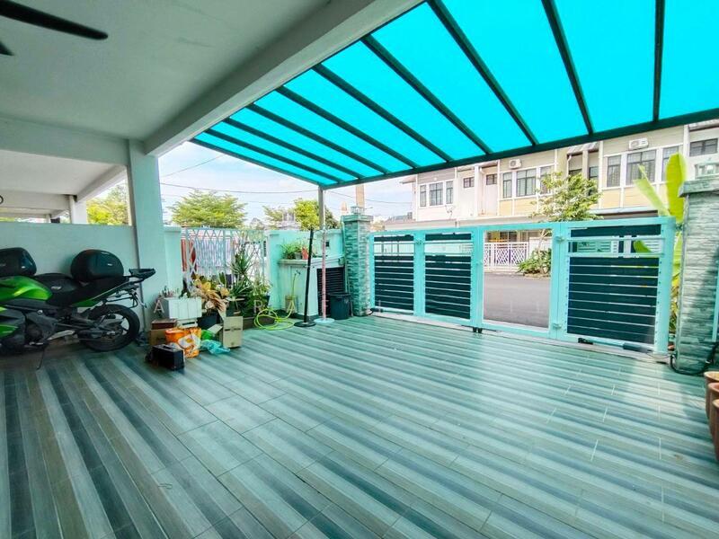Move-In Condition Freehold Double Storey Terrace | Puncak Saujana Kajang - 2