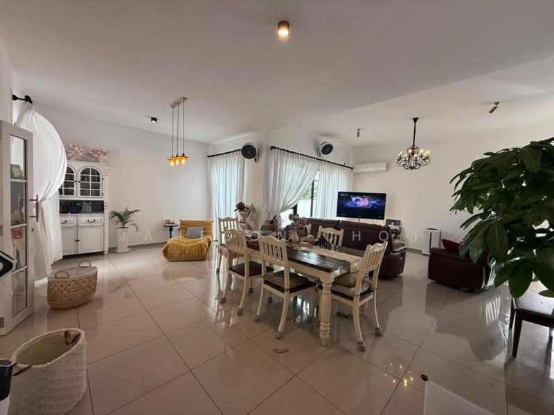 Attleborough / Tate Bilston 22'x65' @ Eco Botanic - 3