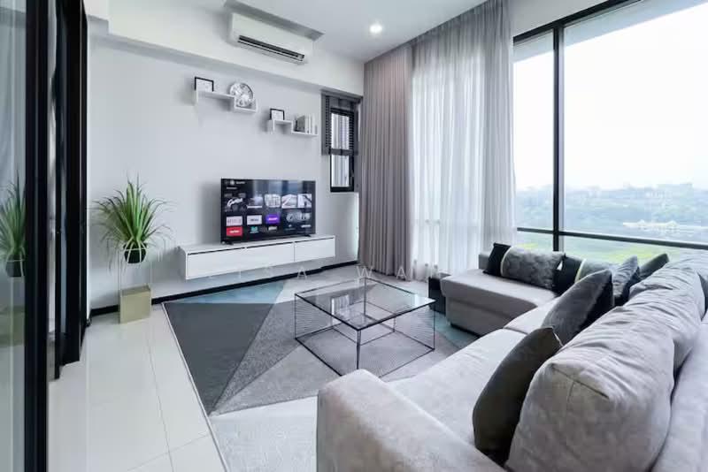 Alanis Residence - 1