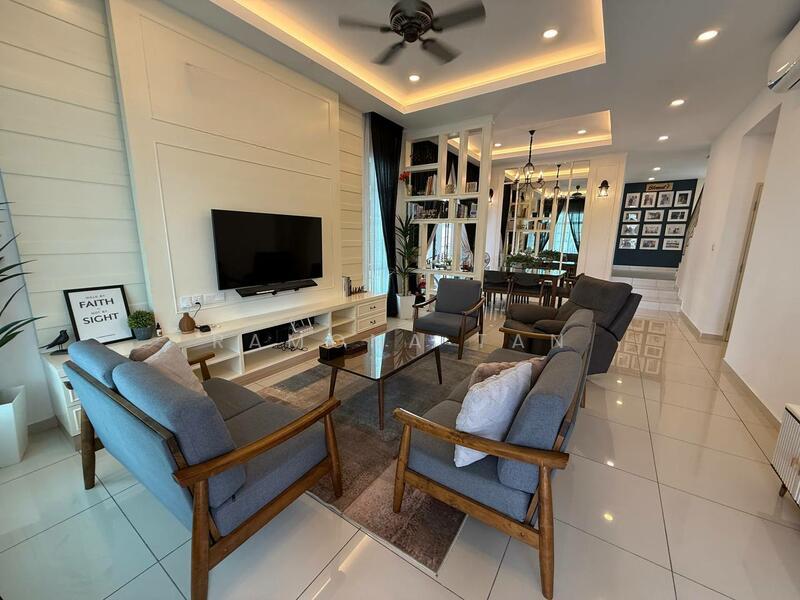 TAMAN ANJUNG GAPAM - 3