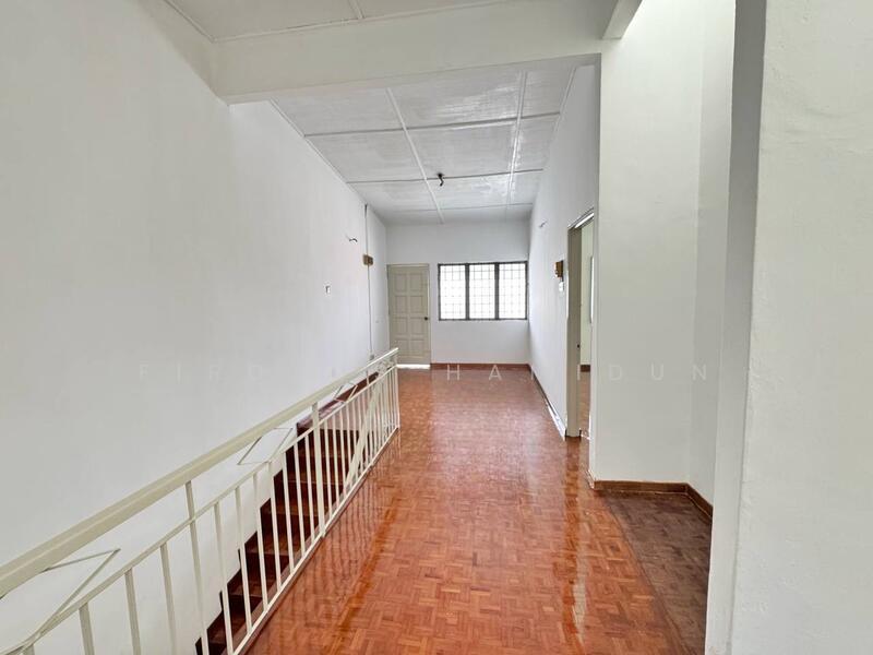 Taman Palm Grove - 5