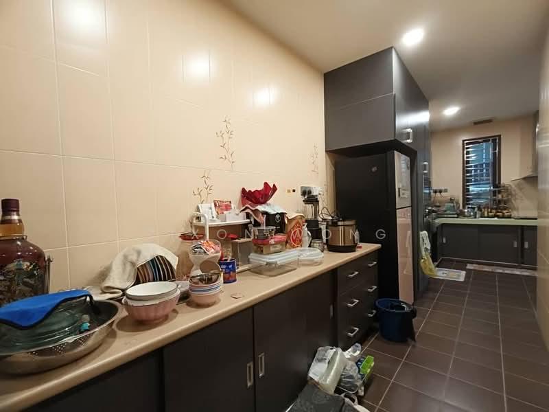 2.5 storey cluster @ Taman Mount Austin height - 4