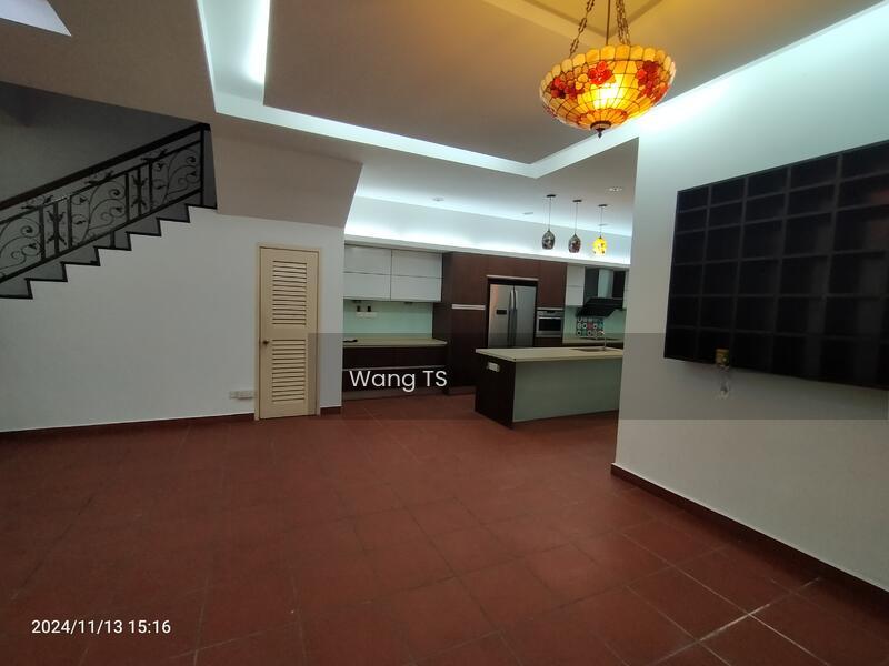 2S Semi-D Facing Playground. Fully Renovated. Perdana Heights/Lot88. - 3