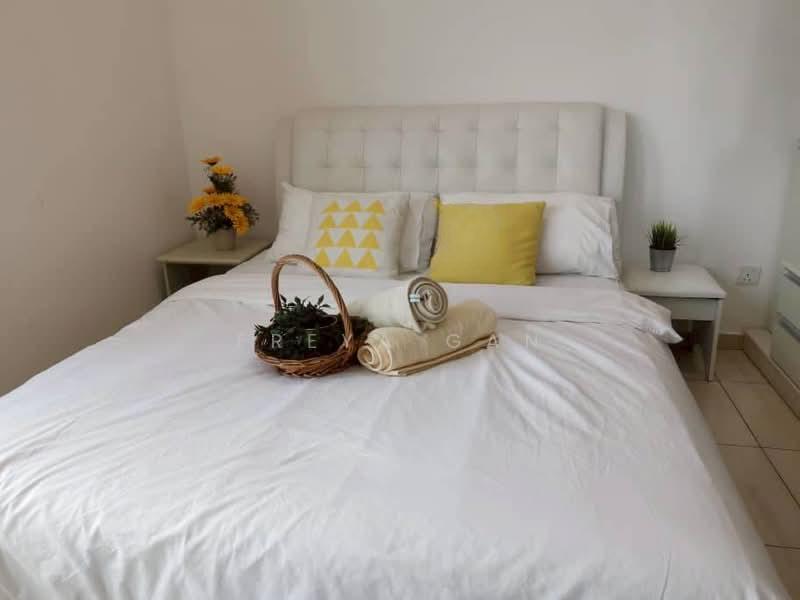 Sky Breeze Service Apartment - 5