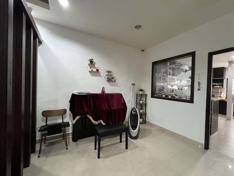 Lakeside Terrace - 5