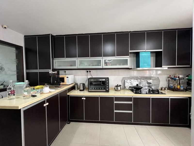 Lakeside Terrace - 3