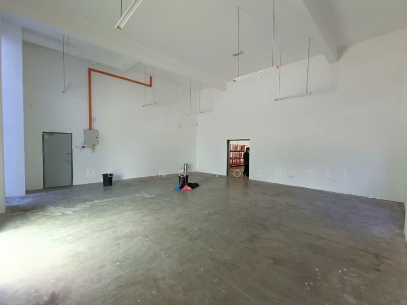 1.5 Storey Semi-D @ Hi-Tech Industrial Park Semenyih - 4